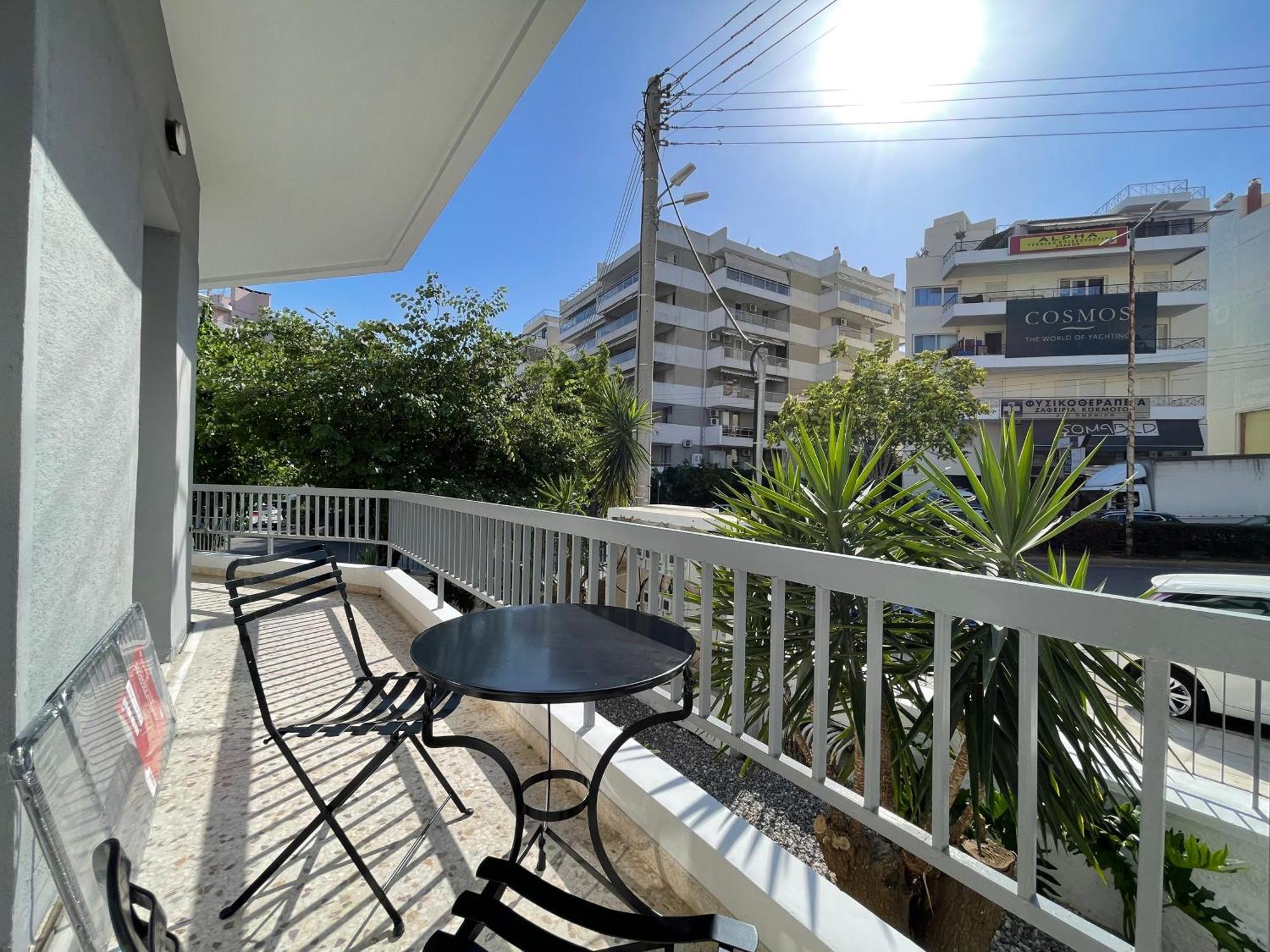 Athenean Bnb Seaside Serenity Steps From The Riviera מראה חיצוני תמונה