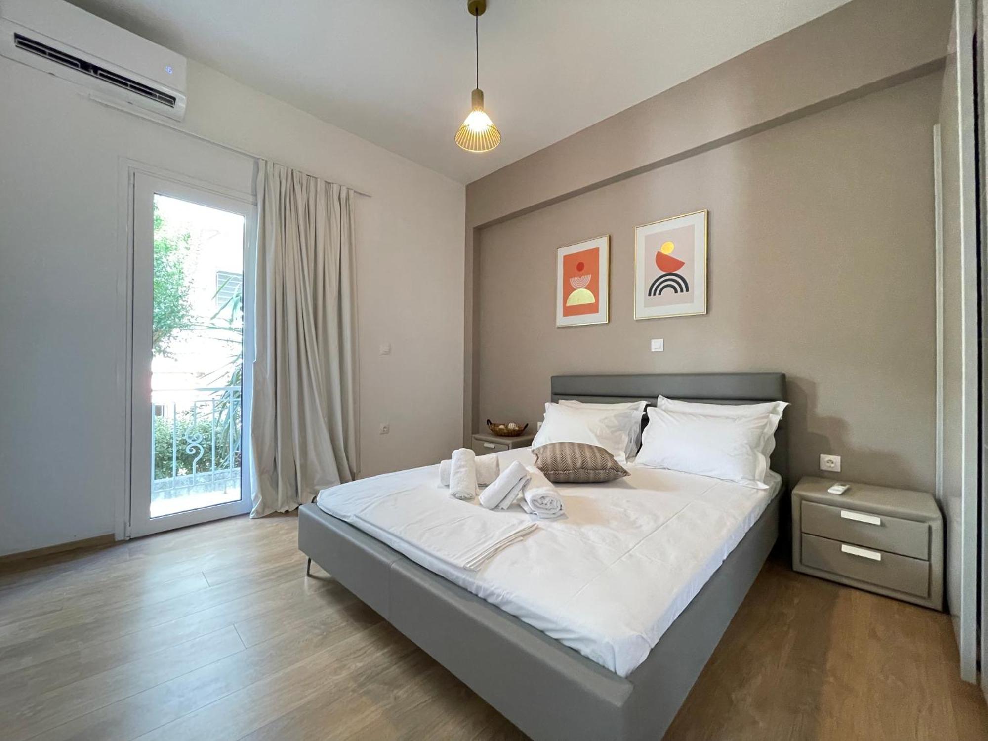 Athenean Bnb Seaside Serenity Steps From The Riviera מראה חיצוני תמונה