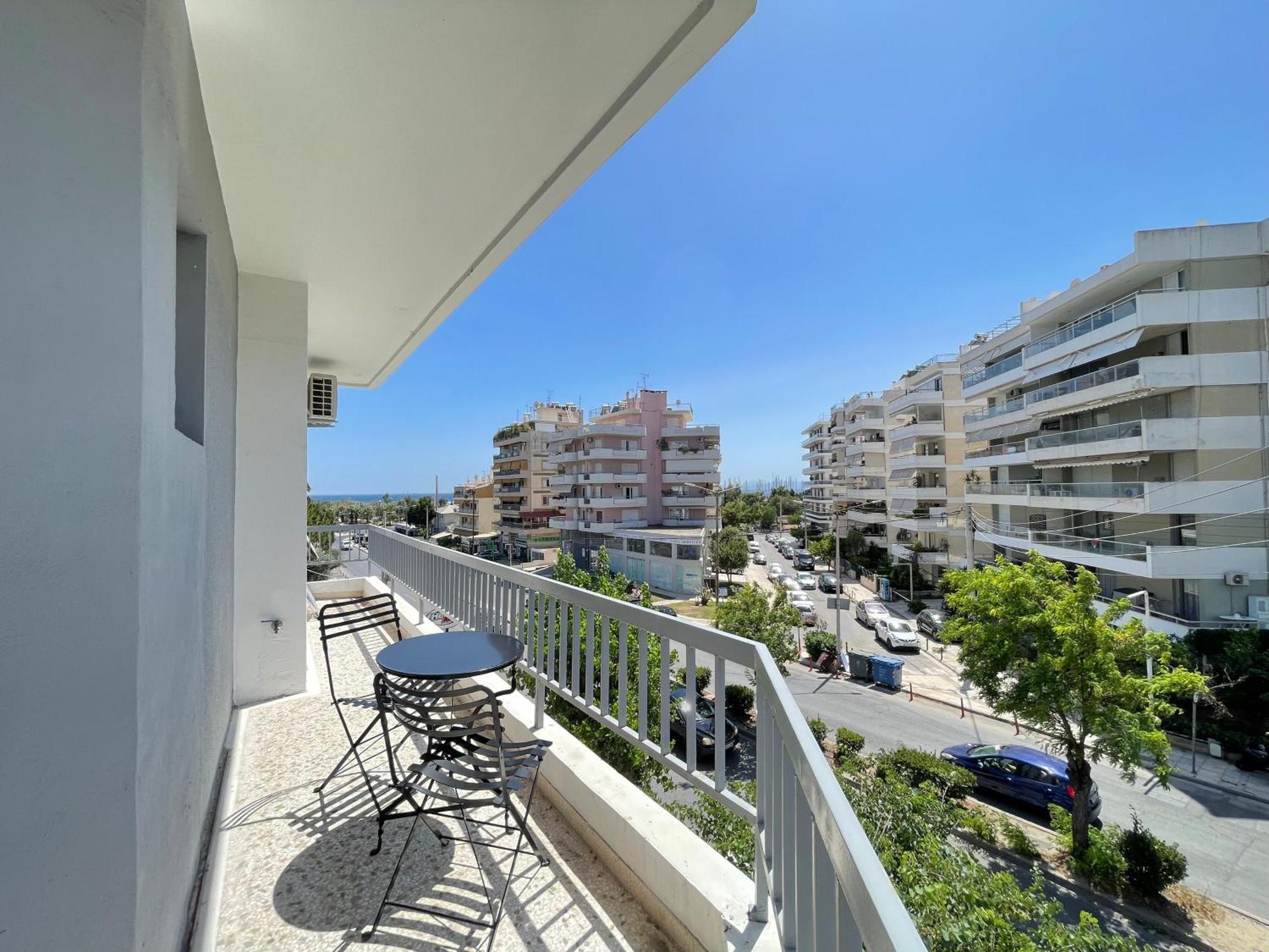 Athenean Bnb Seaside Serenity Steps From The Riviera מראה חיצוני תמונה