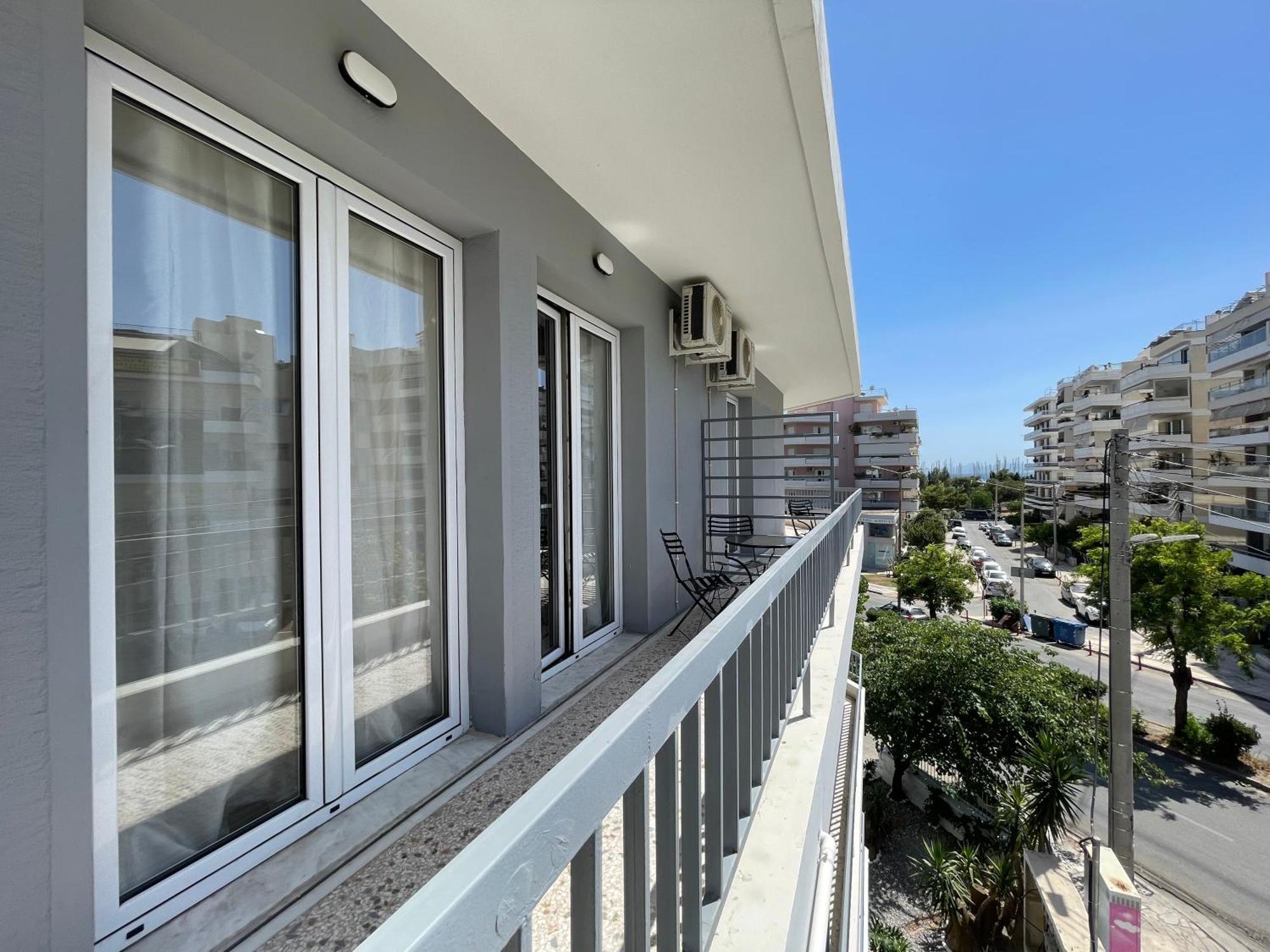 Athenean Bnb Seaside Serenity Steps From The Riviera מראה חיצוני תמונה